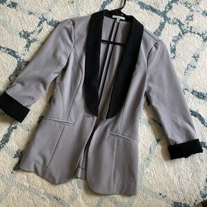 Gray fitted blazer. XS